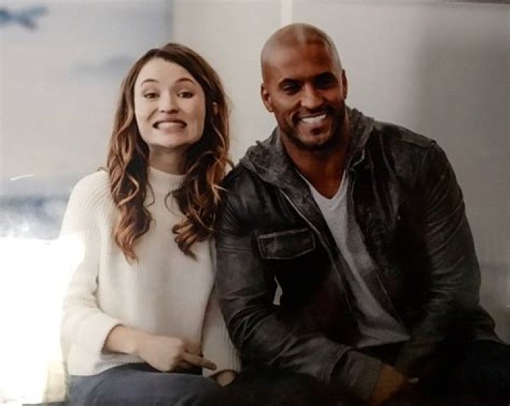 Ricky Whittle Wife, Girlfriend, Height, Ethnicity, Age, Parents, Gay