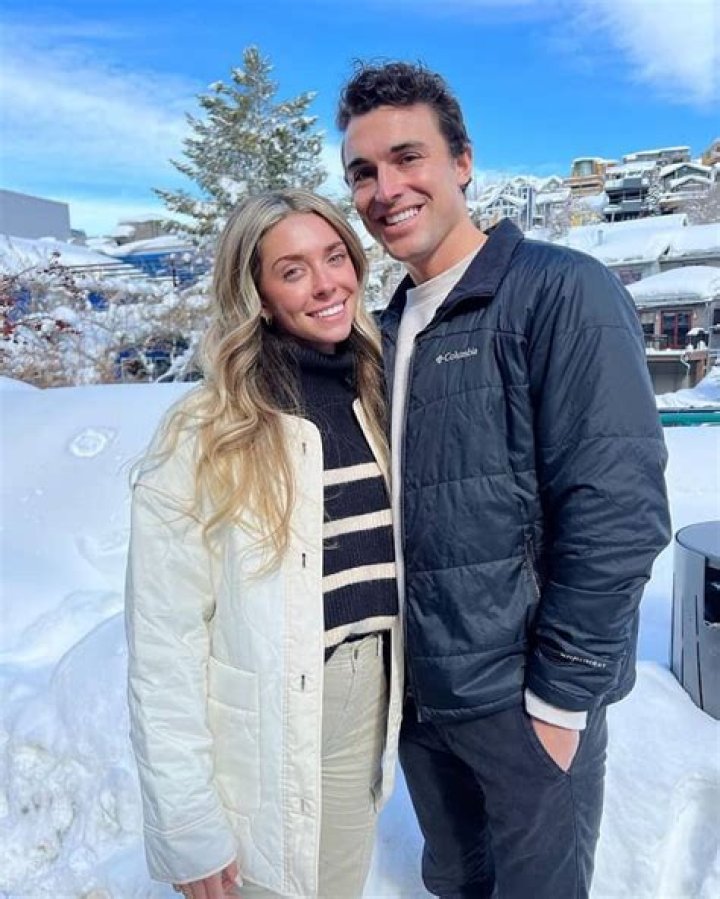 Riley Hammil- Wiki, Age, Height, Girlfriend, Net Worth