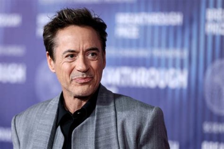 Robert Downey Jr Biography: Net Worth, Wife, Age, Children, Instagram, Height, Twitter, Movies, House, Upcoming Movies, Wikipedia
