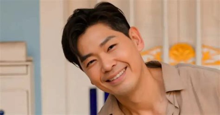 Romeo Tan Biography: Drama List, Net Worth, Wife, Age, Height, Relationship, Girlfriend, Instagram, Wikipedia, Siblings