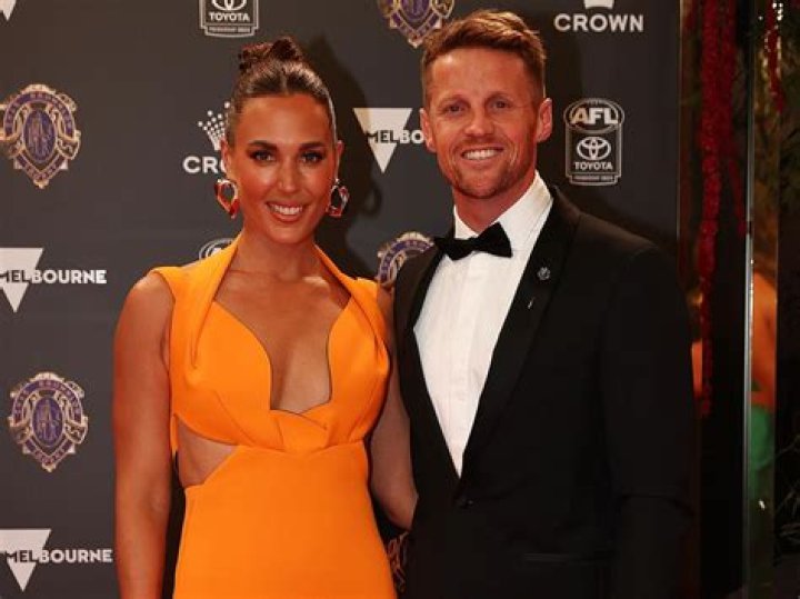 Who Is AFL Rory Sloane Wife, Is He Even Married? Explore AFL Rory Sloane Net Worth Updates!