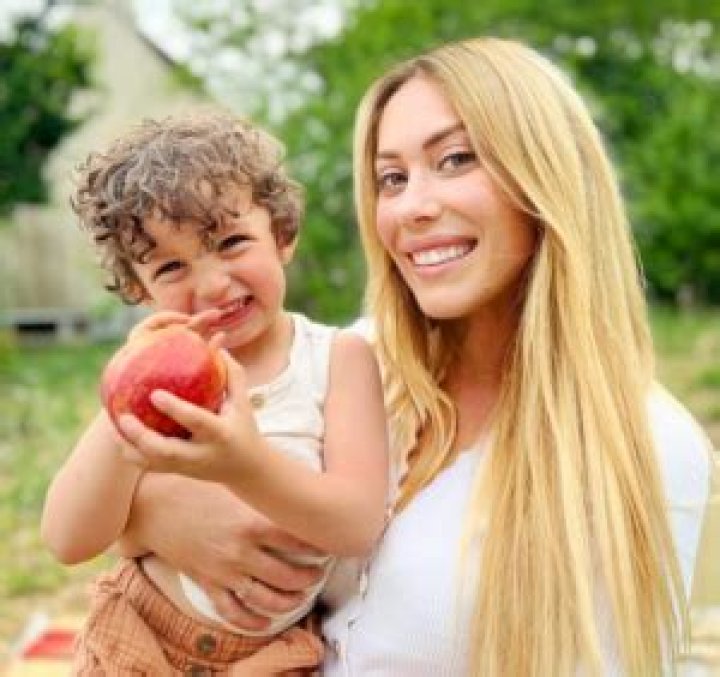 Rose Ameziane Origine