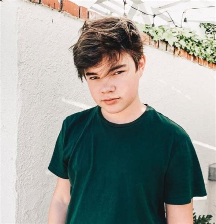 Ryan Herron - Net Worth, Age, Height, Birthday, Bio, Wiki!