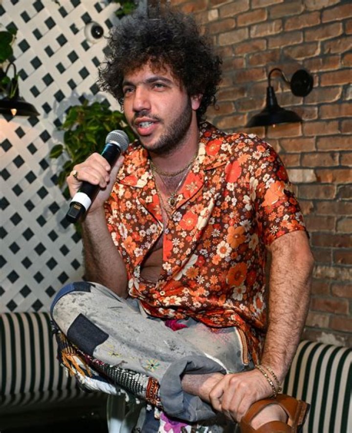 Sarz Biography: Age, Songs Produced, Wife, Net Worth, Net Worth, Record Label, Albums, School, Instagram, Price, Contacts, Wikipedia