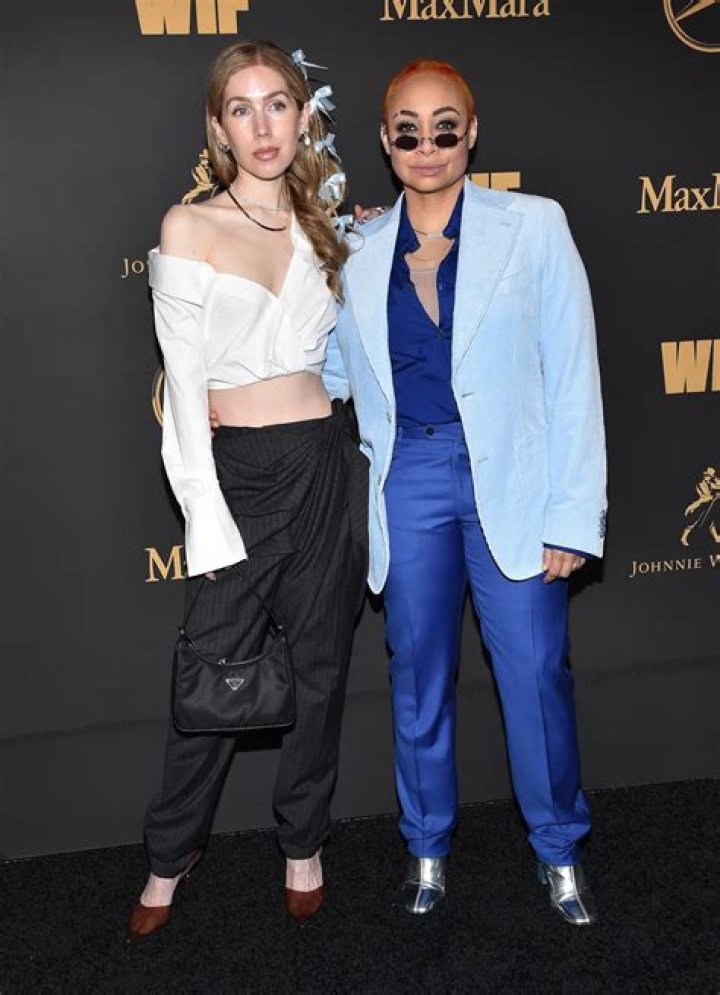 Savannah May’s Boyfriend: Who is Savannah May Dating?