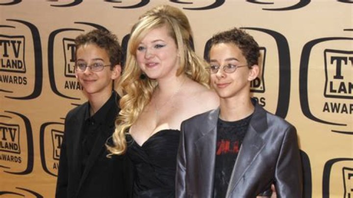 Sawyer Sweeten Suicide: ‘Everybody Loves Raymond’ Star Experienced Waning Career, Money Trouble, And Romantic Struggles