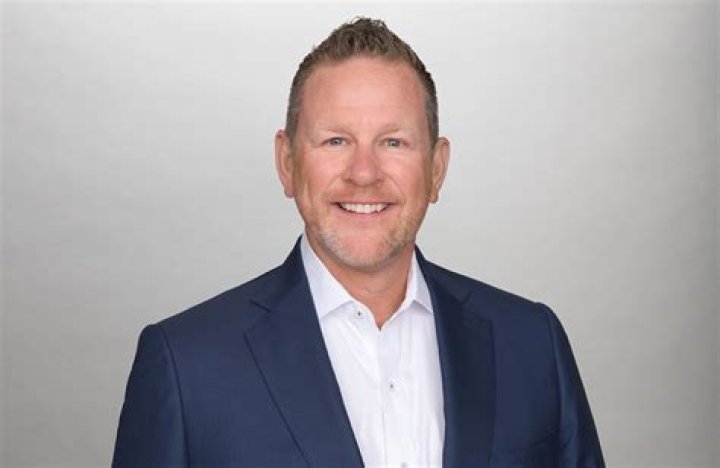 Fame | Scott Moss net worth and salary income estimation Jan, 2024