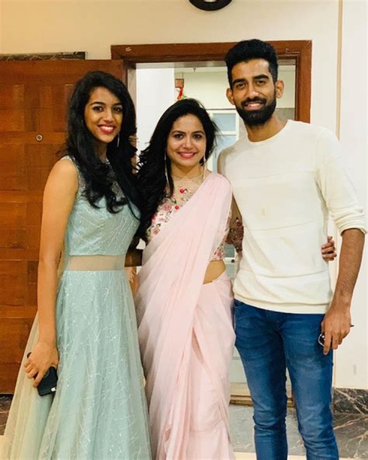 Shreya Nepali’s Girlfriend: Who is Shreya Nepali Dating?