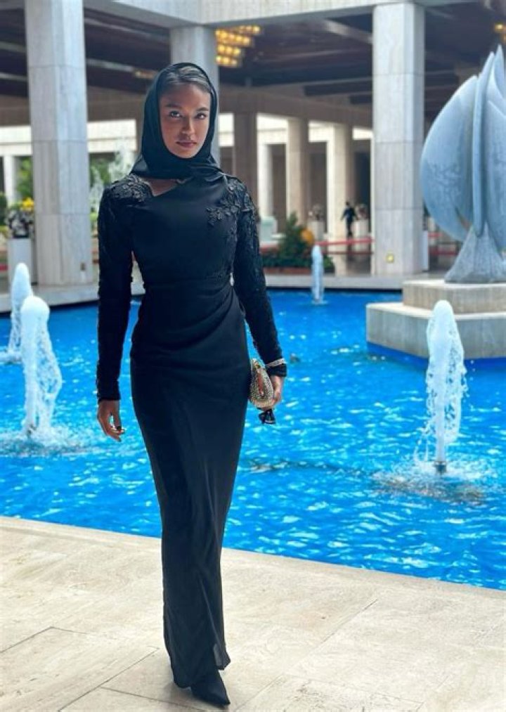 Vote Now: CelebMix Social Star of the Summer 2017