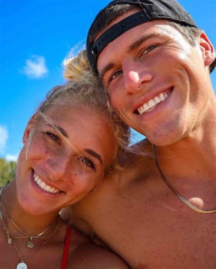 Who is Sol Nieto Dating – Sol Nieto's Boyfriend & Exes