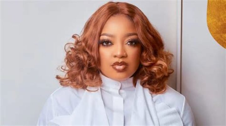 Sotayo 'Tayo' Sobola Biography: Child, Husband, Age, Movies, Age, House, Twins, Phone Number, Tattoo, Wedding Pictures, Siblings