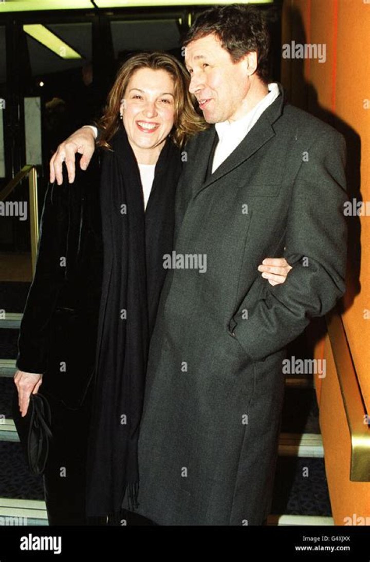 Stephen Rea- Wiki, Age, Height, Net Worth, Wife, Ethnicity