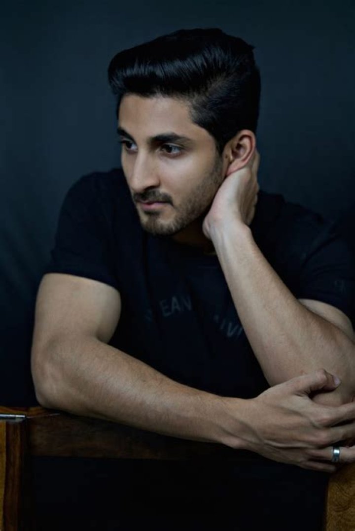 Tariq Khan, An Emerging Actor With Flaunting Personality