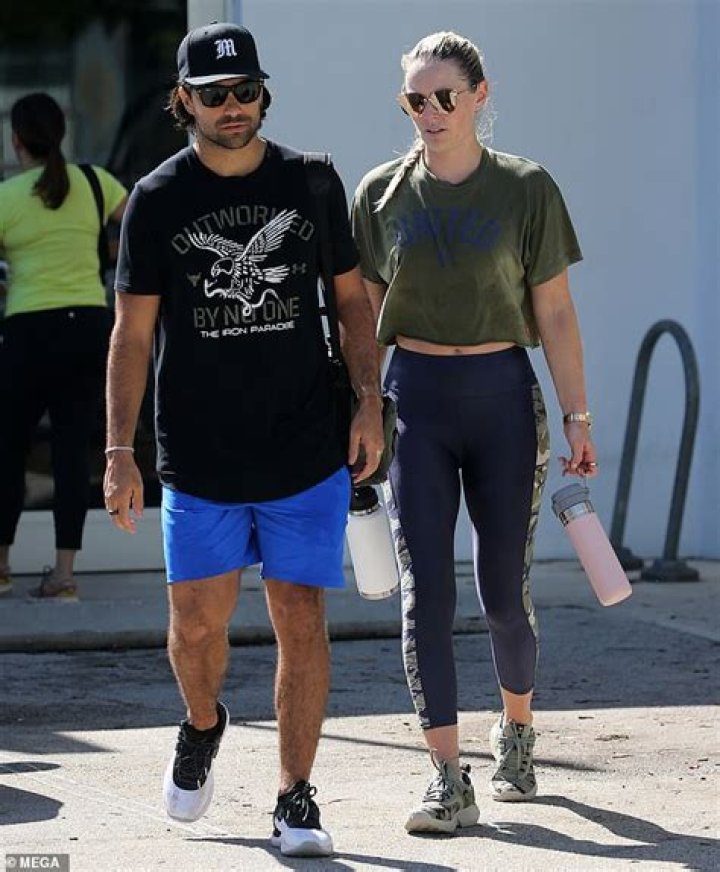 Tati Lobo’s Boyfriend: Who is Tati Lobo Dating?