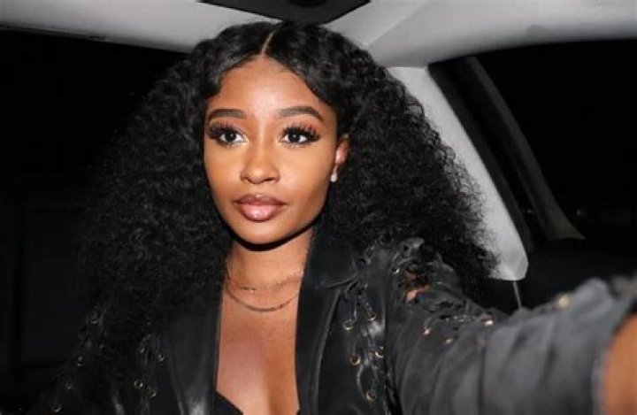 Halley Mia ‘The Voice’ Wikipedia: Age, Height, Instagram, Parents, Eye Surgery