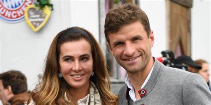 Thomas Muller’s Wife: Who is Thomas Muller Dating?