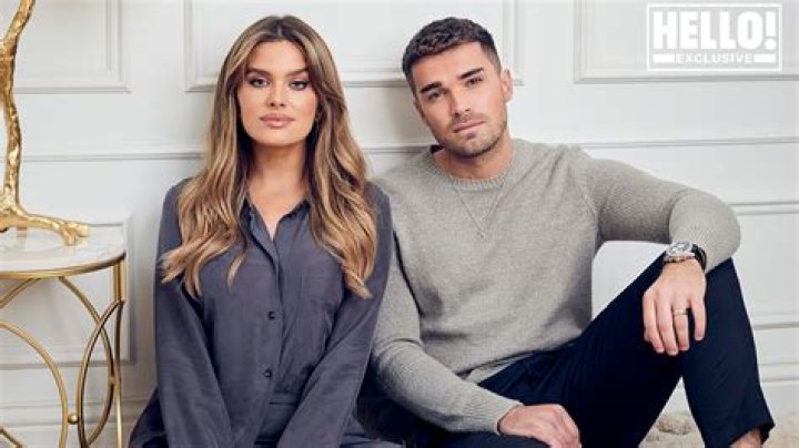Union J's Josh Cuthbert and model Chloe Lloyd engaged!