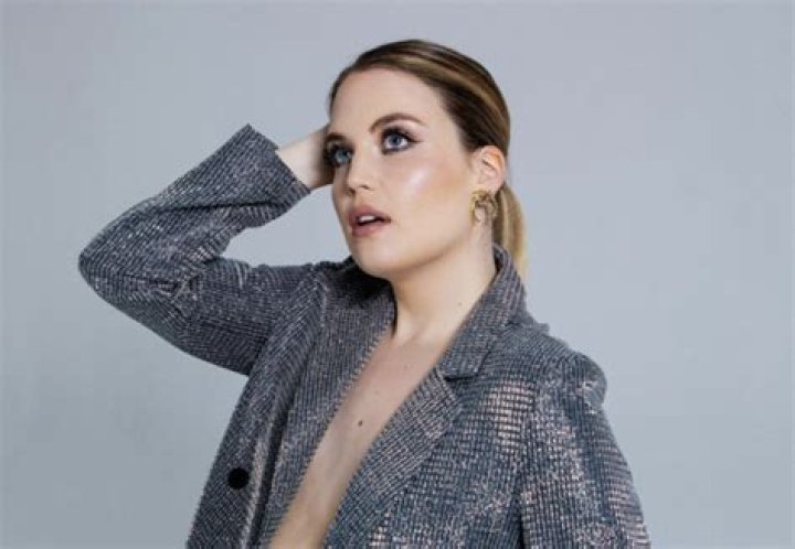 Valerie Broussard Releases New Single 