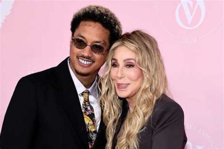 Victoria Yeates’s Boyfriend: Who is Victoria Yeates Dating?