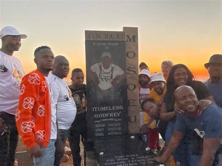 Vusi Ma R5 Biography: Children, Wife, Age, Net Worth, Siblings, Cause Of Death, Songs