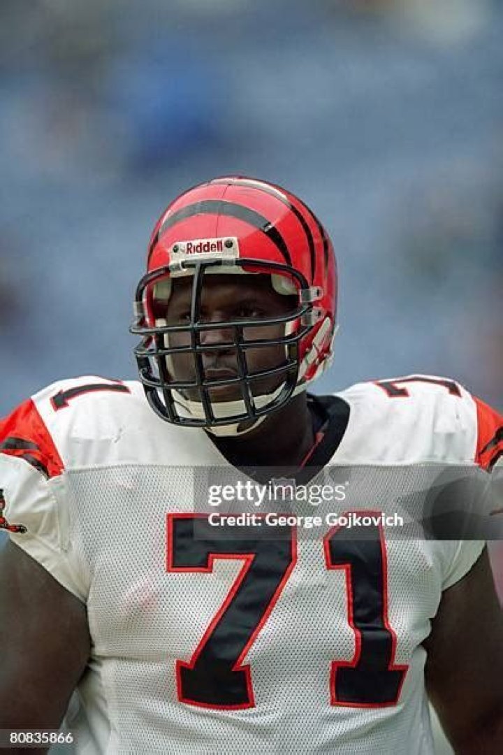 Fame | Willie Anderson (American football) net worth and salary income estimation Apr, 2024