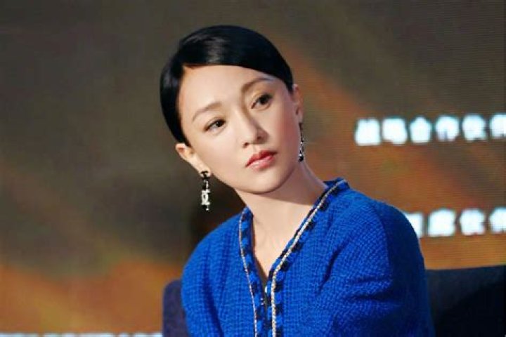 Zhou Xun Biography: Husband, Instagram, Net Worth, Songs, Age, Height, Child, Boyfriend, Movies